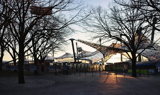 38岁后单赛季为意甲升班马攻入至少4球，瓦尔迪是历史第二人